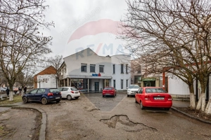 Clădirede închiriat, poziție ultracentrală – ideal clinică/HORECA - imagine 3