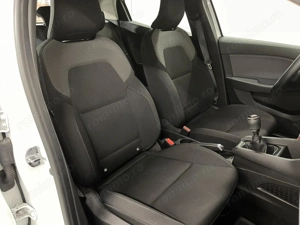 Renault Clio - imagine 9