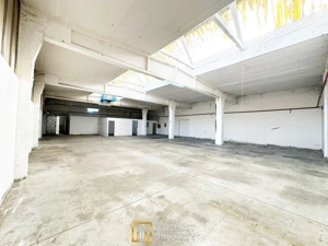 Hala industriala de inchiriat – 417 mp – zona centrala Arad - imagine 2