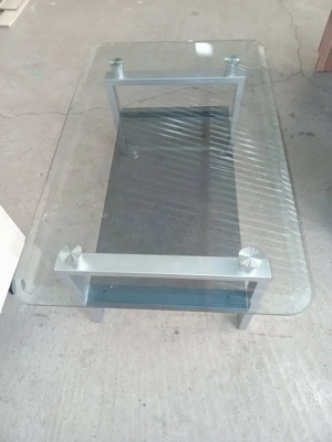 Măsuță modernă de vânzare 