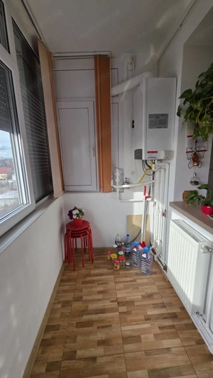 Apartament 3 camere, 76.80 mp, zona Ultracentral - imagine 8