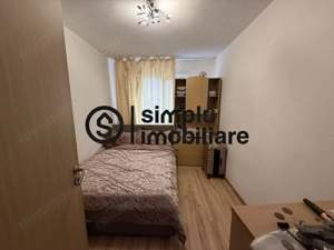 3 camere semidecomandate, et 3/4 - 115 000 Euro