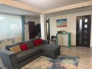 CASA DEOSEBITSA MOBILATA in stil italian ,zona podul VIORELE , teren 280 mp - imagine 15