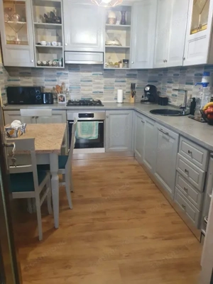 CASA DEOSEBITSA MOBILATA in stil italian ,zona podul VIORELE , teren 280 mp - imagine 4