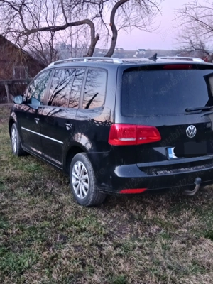 Se vinde vw touran foarte bine lntreținută motor 1.6 diesel an 2011 unic proprietar cauciucuri de ia - imagine 4
