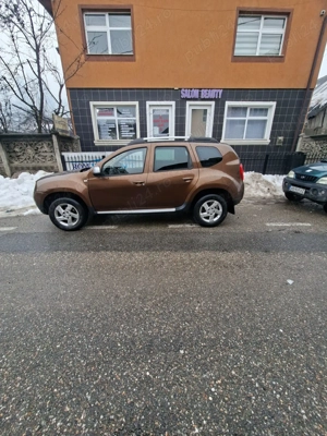 Vand dacia duster an fabricatie 2012 km 170000 ,motorizare disel de 1461 tranzmise 4x4 - imagine 6