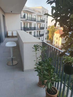 Apartament 3 camere - 1000 euro - Complex Paltim - imagine 5