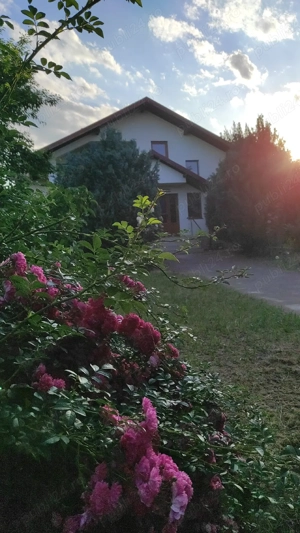 Casă de vânzare  - imagine 4