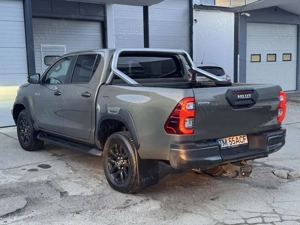 Toyota Hilux 2.8d Invincible usor avariat  27800   - imagine 3