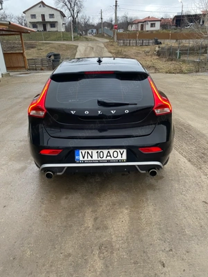 Volvo V40 R Design - imagine 5
