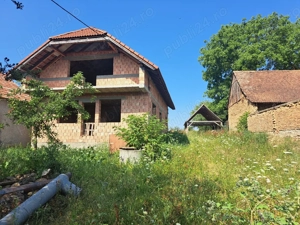 Casă cu teren în Mujna jud.Harghita - imagine 3