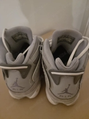 Jordan Sneakers  - imagine 3