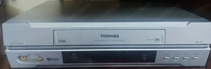 Videorecorder TOSHIBA  V 242 UK 
