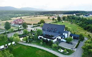 Pensiune agroturistica de vanzare in localitatea Horodnic de Sus jud.Suceava - imagine 2