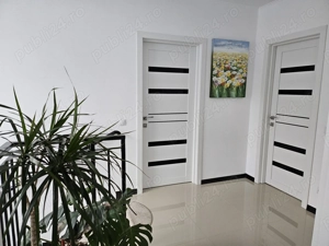 Vand casa deosebita in Selimbar - imagine 4