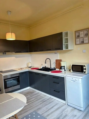 Apartament 3 camere, etaj 1, Ultra central, 2 bai, Targu Mures