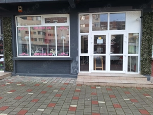 Închiriez spațiu comercial Mioveni 