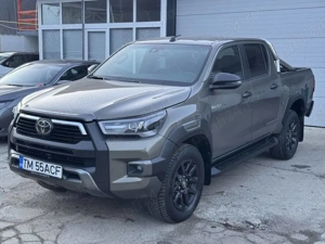Toyota Hilux 2.8d Invincible usor avariat  27800   - imagine 2