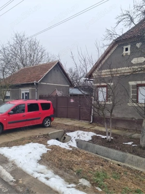 Casă cu teren generos de vânzare in Buteni, jud. Arad, fântână in curte, anexe, colne 