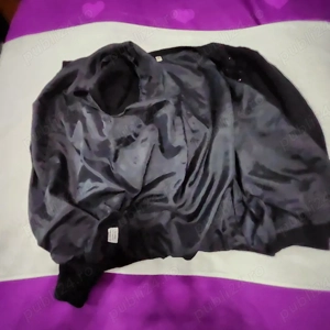 Jachetă damă elegantă, colecție rară și eleganță atemporală și înaltă calitate 