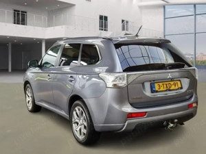 Mitsubishi Outlander 2.0 PHEV 4WD Executive Edition 2014   4X4 - imagine 2