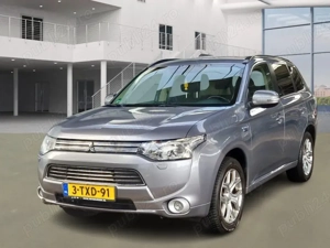 Mitsubishi Outlander 2.0 PHEV 4WD Executive Edition 2014   4X4
