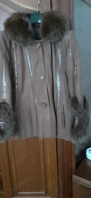 vand haina de piele scurtă 