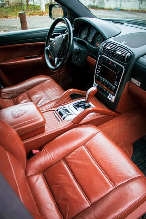 Porsche Cayenne   pachet GTS Turbo - 2010  - imagine 4