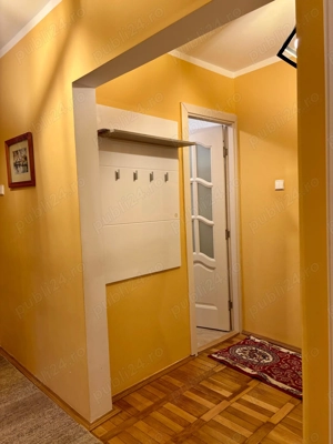 Apartament 3 camere decomandat Dambovita vedere pe doua parti etaj 3 amenajat centrala proprie - imagine 5