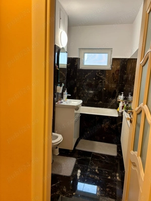 Apartament 3 camere decomandat Dambovita vedere pe doua parti etaj 3 amenajat centrala proprie - imagine 14