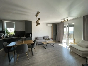 Bloc nou - FINALIZAT, 2 bai cu geam, Mobilat si Utilat. Terasa 29 MPU