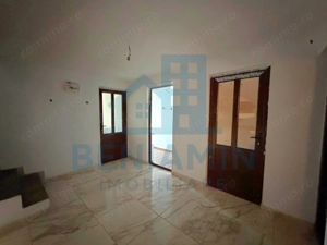 Casa situata in Catargiu Baraganului P+1+M suprafata 170mp-zona buna - imagine 7