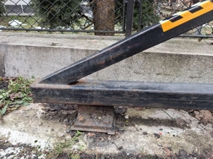 vand poarta intrare curte - imagine 3