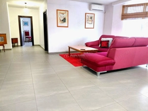 Apartament 3 camere bloc nou  dotat cu lift si parcare asigurata