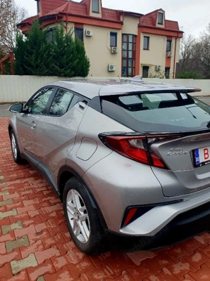 toyota C-hr ,motor 1.8 hibrid, fab 2022 ,pret 19.850 Euro - imagine 6