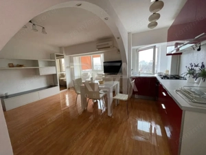 Garsonieră, Vitan Mall, an 1988, 40 mp, metrou, renovat