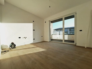 3 camere.Pe doua niveluri.Luminos.Spatios - imagine 5