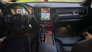 vind volvo xc6o din 2018cu motor 2l de 190cai cutie automată sau schimb 18 500 