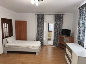 Apartament 3 camere, 80 mp utili, parter, Radauti - imagine 6