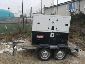 Închiriere Generatoare de la 25kw in sus & Motocompresoare-pe remorci