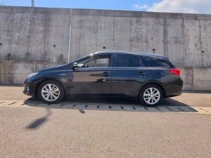 Toyota auris hibrid - imagine 6