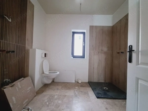 Braytim. Pompa de caldura si panouri solare. Zid dublu cu izolatie fonica. - imagine 14