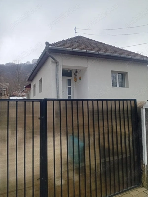 Casă de vânzare  - imagine 3