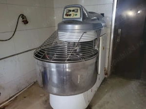 Vand utilaje brutarie