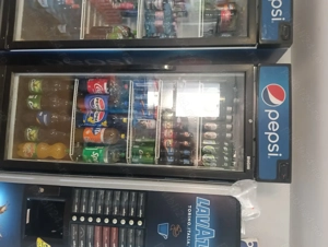 Vitrina bauturi - imagine 5