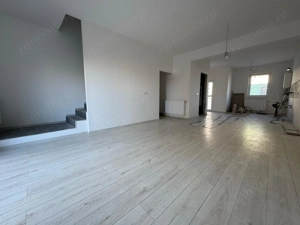 Casa la pret de apartament.Pozitie Excelenta.Toate utilitatile