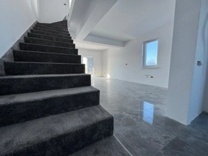 Despartit prin camera tehnica.Disponibil imediat.Luminos.Teren generos - imagine 6