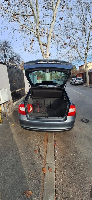 Skoda rapid 1.6 Tdi 105 cp an 2014 caroserie berlina climatronic computer bord geamuri electrice ogl - imagine 5