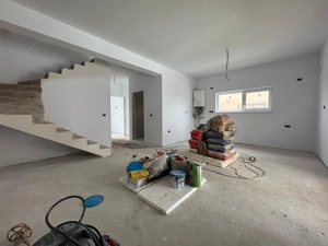 Dormitoare spatioase.La asfalt.Toate Utilitatile.Finisaje la alegere!