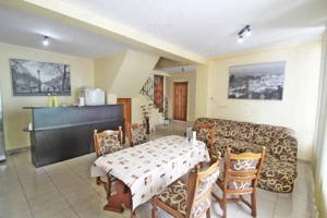 Vand Vila - Zona Stadion - DACIA 10 camere  - imagine 2